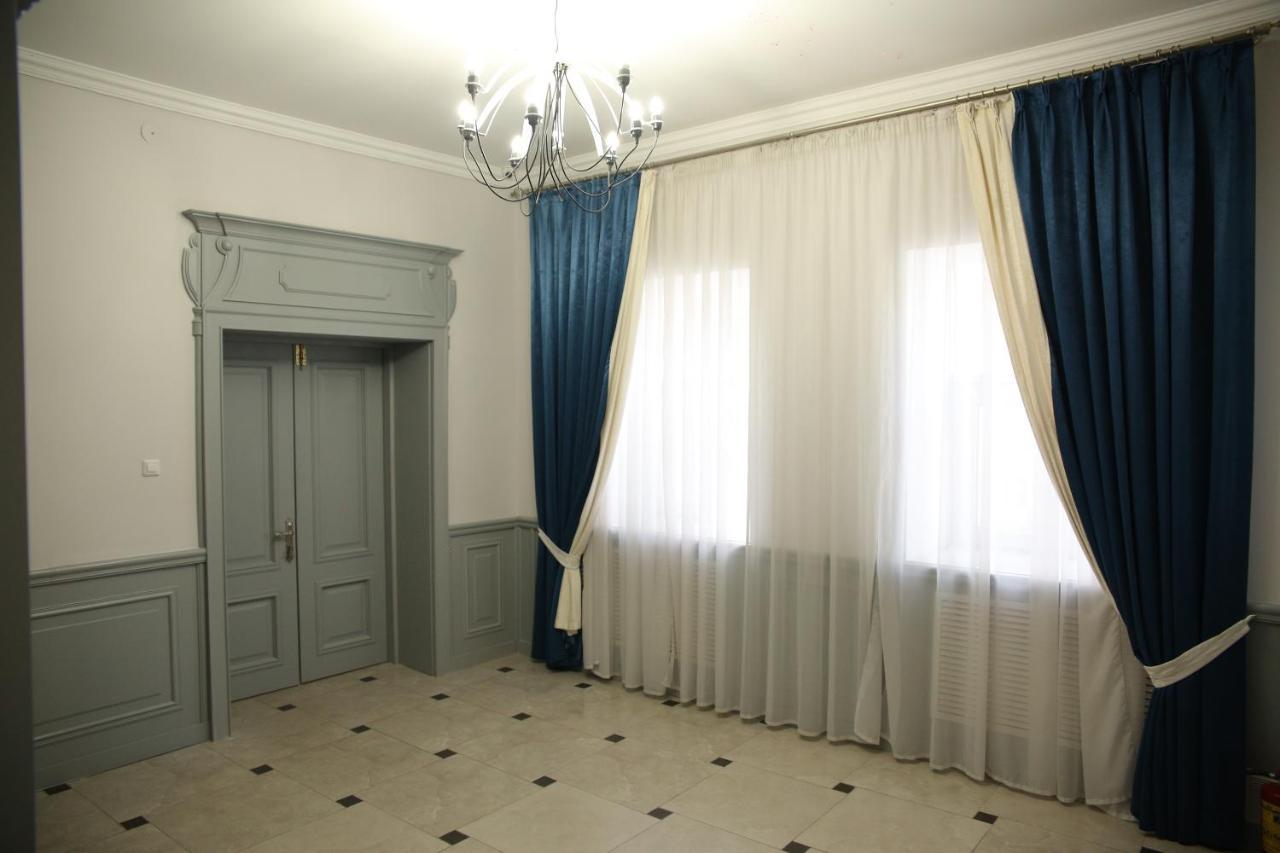 Alcazar Hotel Atyrau Bagian luar foto